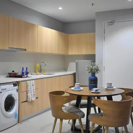 I-City Casa Lucia- Wifi, Netflix, Parking, 60Inch Big Tv, 7Pax Shah Alam Exterior photo