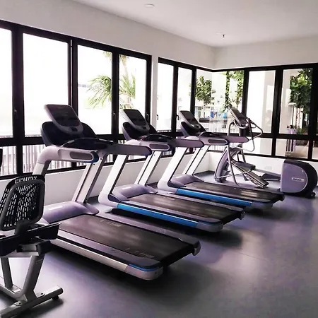 I-City Casa Lucia- Wifi, Netflix, Parking, 60Inch Big Tv, 7Pax Shah Alam Exterior photo