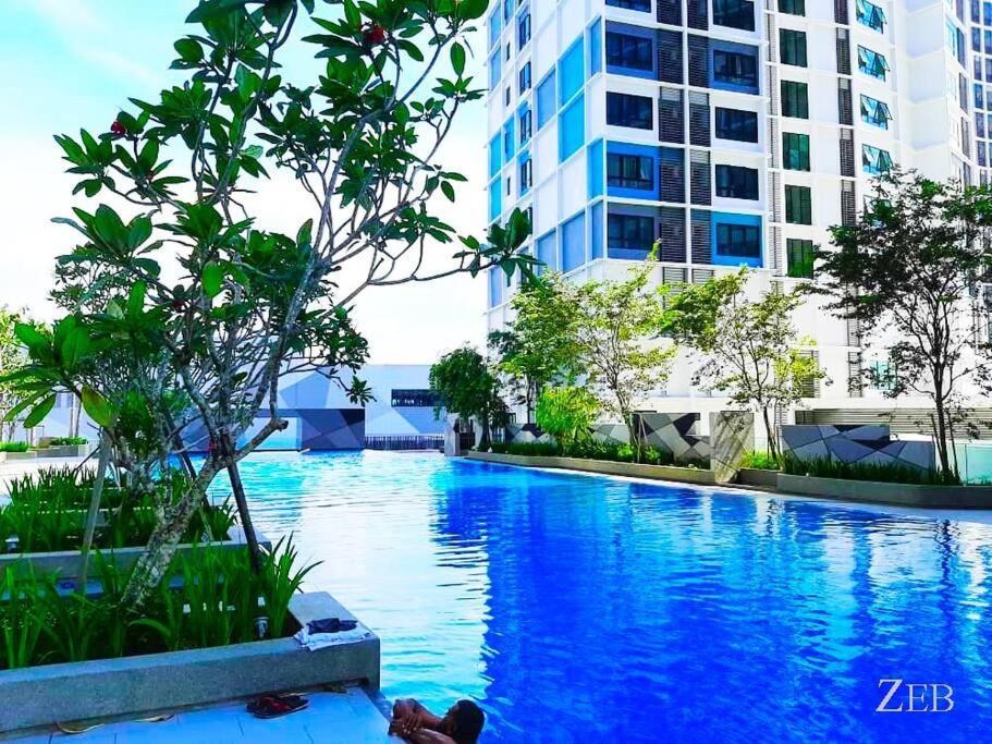 I-city Casa Lucia- Wifi, Netflix, Parking, 60inch Big Tv, 7pax Apartment *